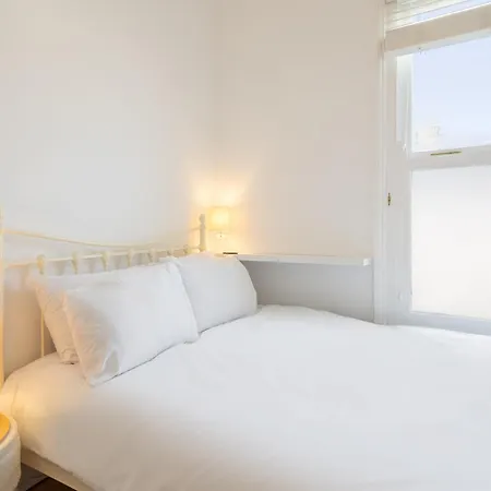Holiday home Host & - Garnet Street *